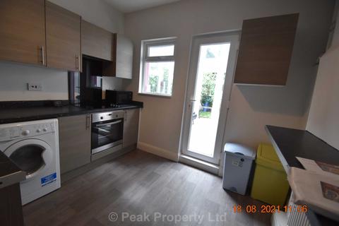 5 bedroom house share to rent - 5 Room Student House Share - Room 4, North Avenue, Southend On Sea