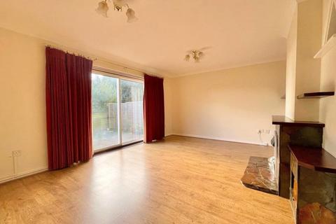 12 Bretts Field, Peacehaven, BN10 7UJ