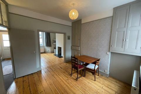 3 bedroom terraced house to rent, Baker Street, Exeter, EX2