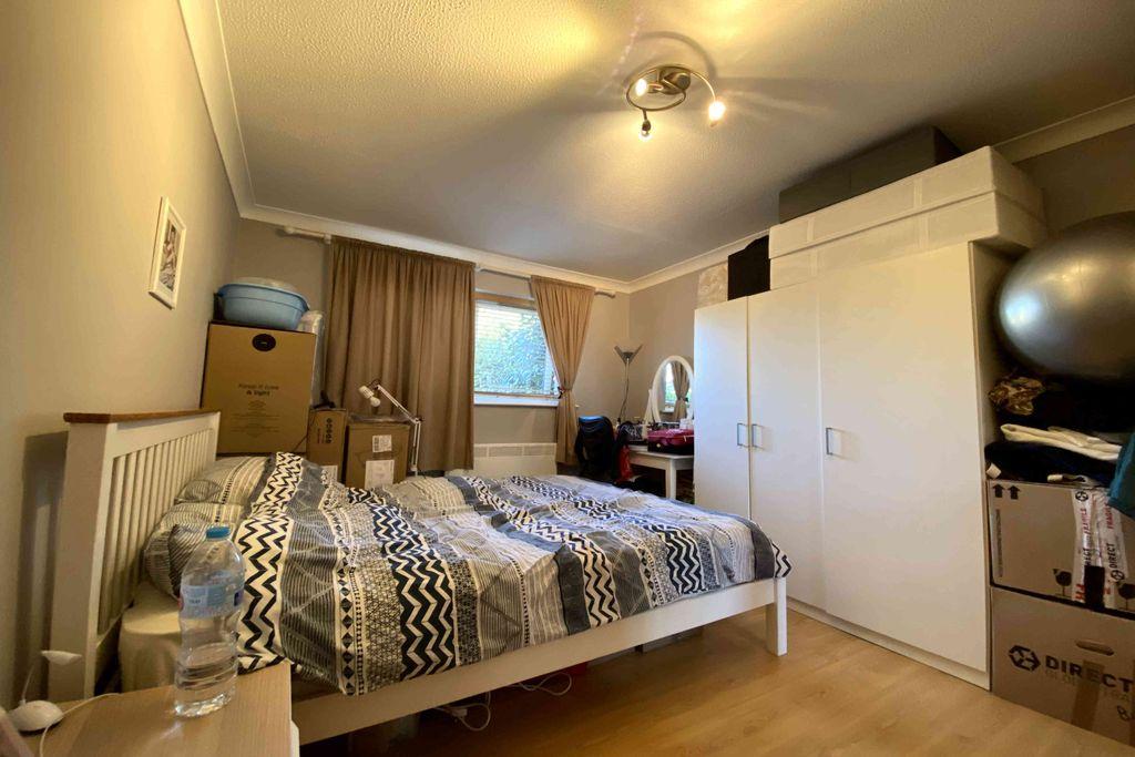 Bedroom (Double)
