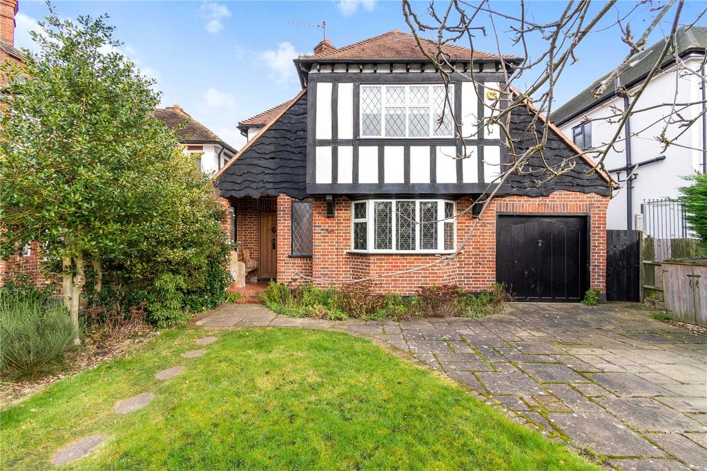Holland Way, Hayes, Kent, BR2 4 bed detached house £1,100,000
