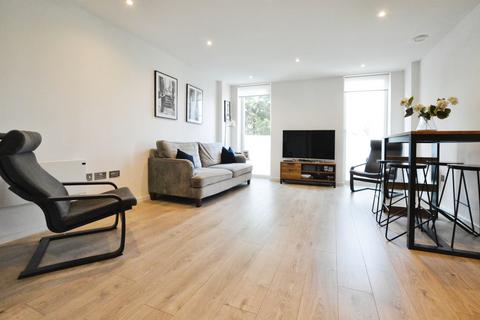 2 bedroom flat to rent, London Road, St Albans, AL1