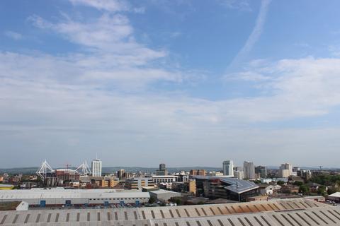2 bedroom flat to rent, Overstone Court, Dumballs Road, Cardiff Bay, Cardiff, CF10