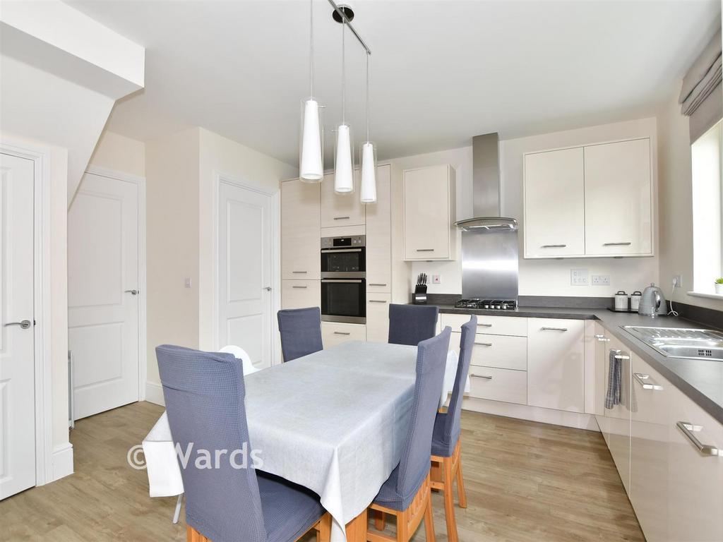 Kitchen/Family Room