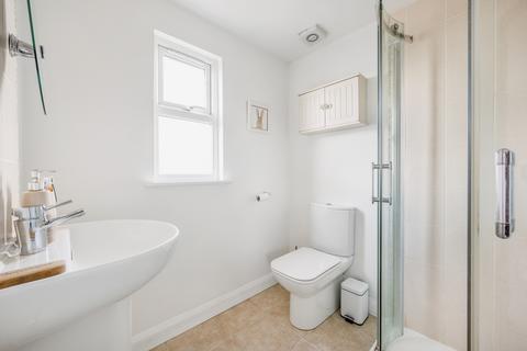 82 Deans Road, London, W7 3QB