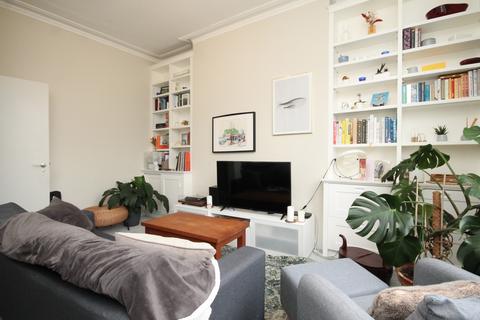 1 bedroom flat to rent, Regents Park Road, Primrose Hill, NW1