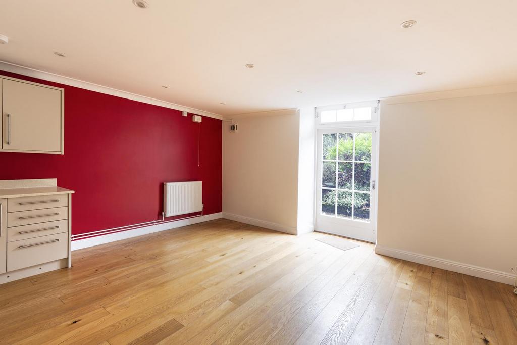 Apartment in Cotham - View 2