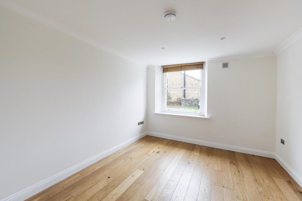 Apartment in Cotham - View 4