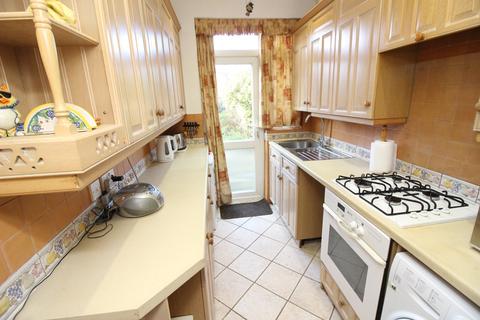 198 Bridgewood Road, Worcester Park, KT4 8XU