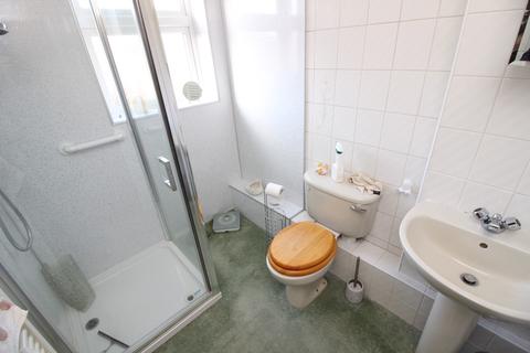 198 Bridgewood Road, Worcester Park, KT4 8XU