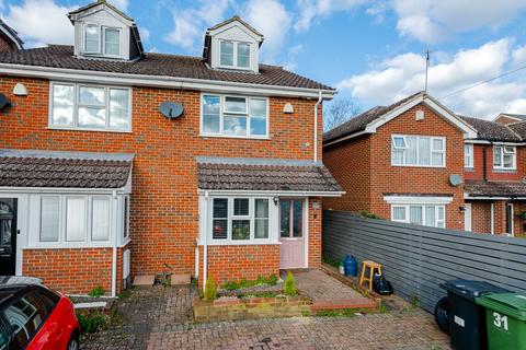 3 bedroom semi-detached house for sale, Elmstone Lane, Maidstone, ME16