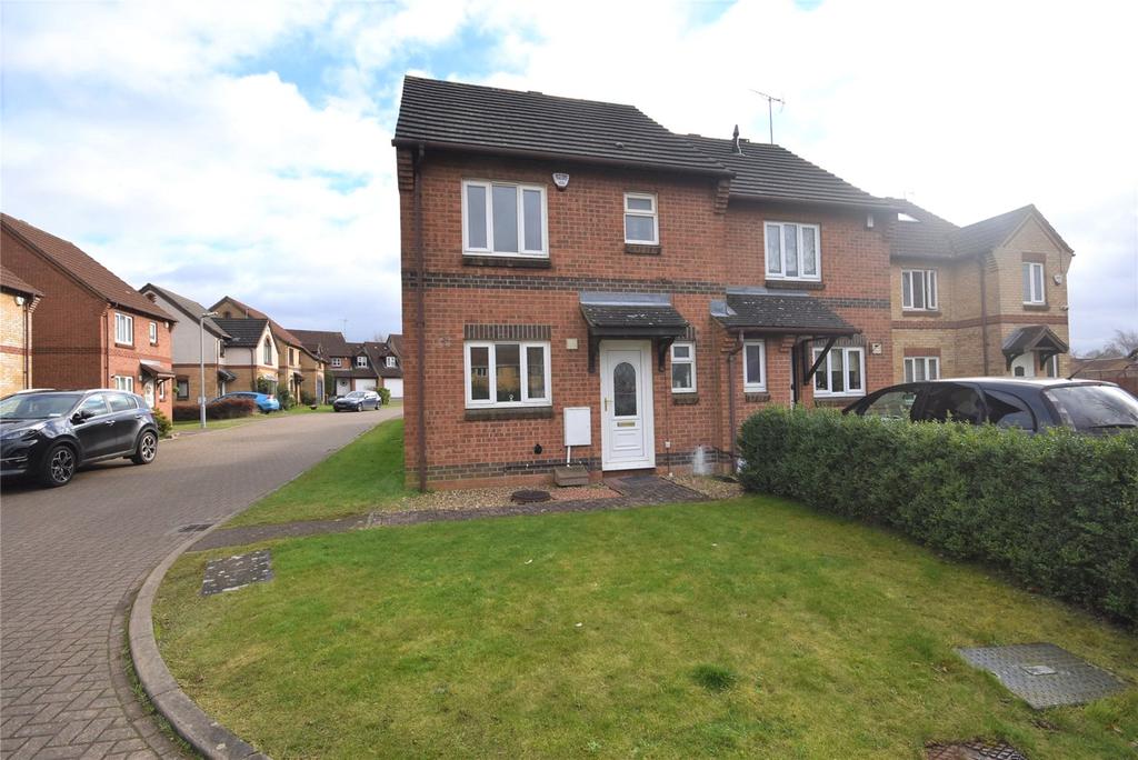 The Belfry, Luton, Bedfordshire, LU2 3 bed end of terrace house £325,000