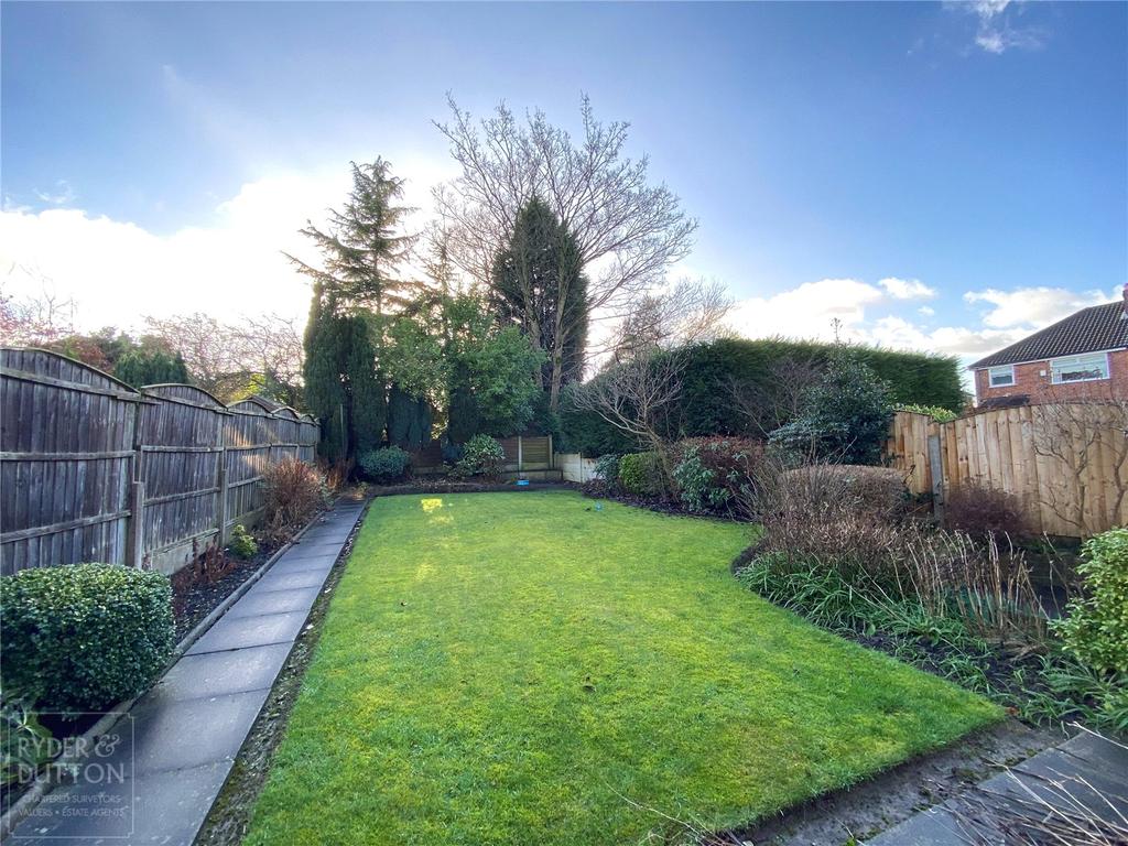 Malvern Road, Alkrington, Middleton... 3 bed semidetached house £995