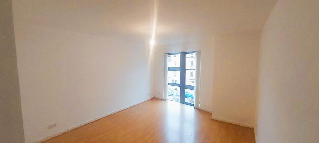 Apartment in Glasgow - View 2