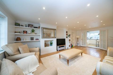 24 Hetchleys, Hemel Hempstead, HP1 3NY