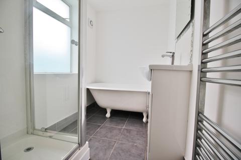undefined, Onslow Gardens, Muswell Hill N10