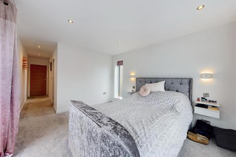 2 Anthea Road, Paignton, TQ3 1JY