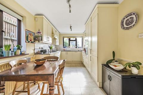 10a Stanley Avenue, Beckenham, BR3 6PX