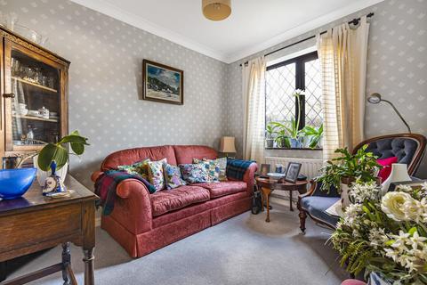 10a Stanley Avenue, Beckenham, BR3 6PX