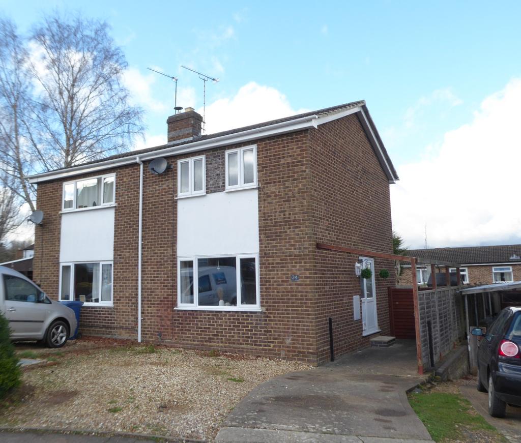 Bridle Close, Banbury 2 bed semidetached house £260,000