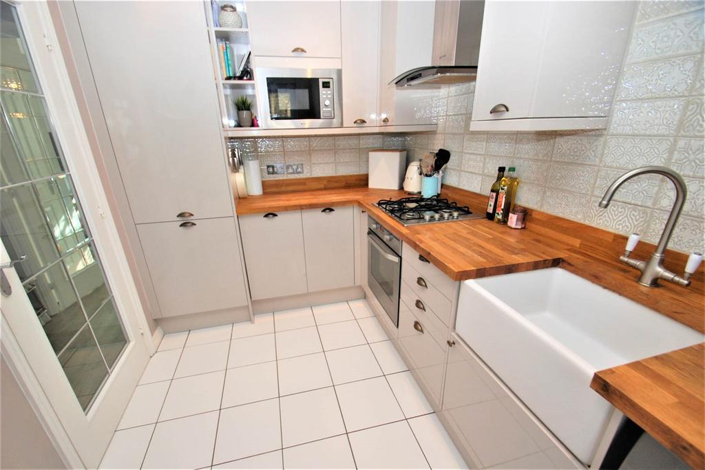 Hutton Row, South Shields 2 bed terraced house £165,000