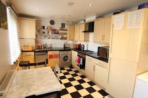 13 Sachfield Drive, Chafford Hundred, Grays, RM16 6QJ