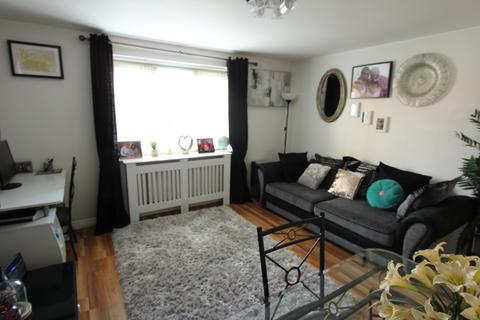 13 Sachfield Drive, Chafford Hundred, Grays, RM16 6QJ