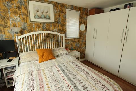 13 Sachfield Drive, Chafford Hundred, Grays, RM16 6QJ