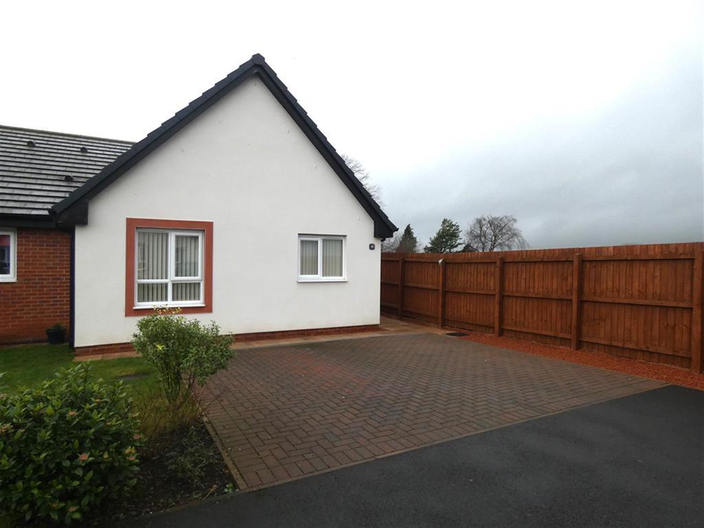 Sycamore Drive, Longtown, Carlisle... 2 bed detached bungalow £145,000