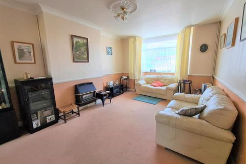 40 Limes Avenue, Carshalton, SM5 2AF