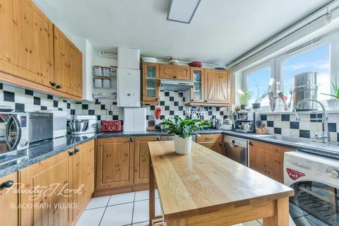298 Wricklemarsh Road, London, SE3 8ES