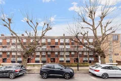 298 Wricklemarsh Road, London, SE3 8ES