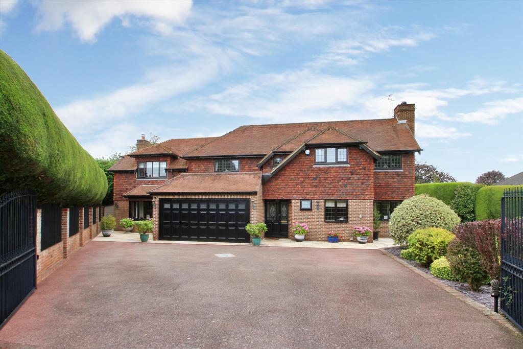 Borough Green Road, Wrotham, Sevenoaks, Kent, TN15 5 bed detached house £1,350,000