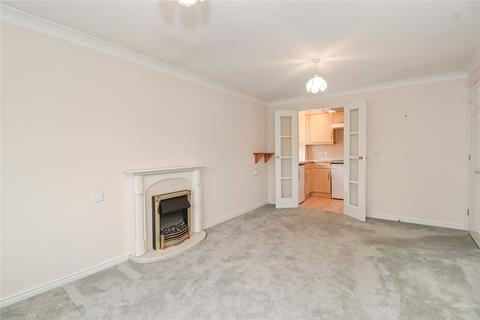 1 bedroom flat for sale - Clements Court, Sheepcot Lane, Watford, Herts, WD25