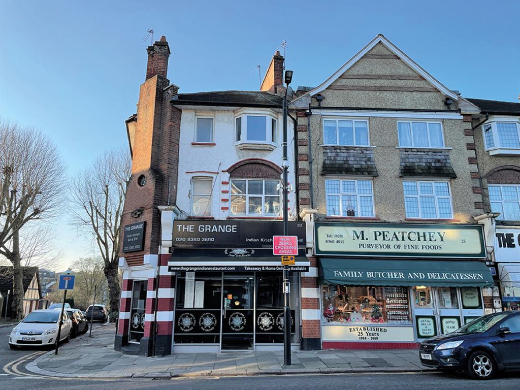 23(B) The Grangeway, Winchmore Hill 2 bed flat £100,000