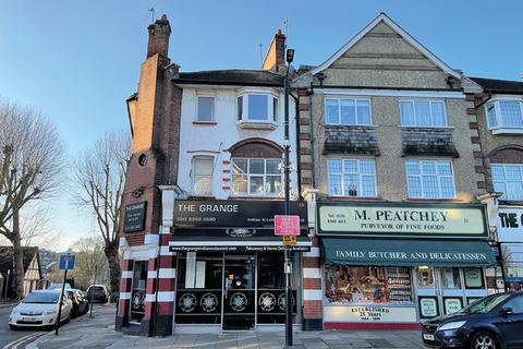 23b The Grangeway, London, N21 2HD