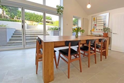5 Minster Road, Exminster, Exeter, EX6 8BH