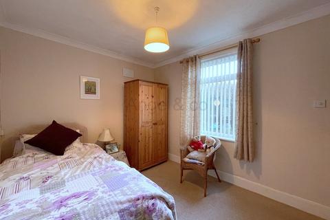 58 Beccles Road, Lowestoft, NR33 8QY