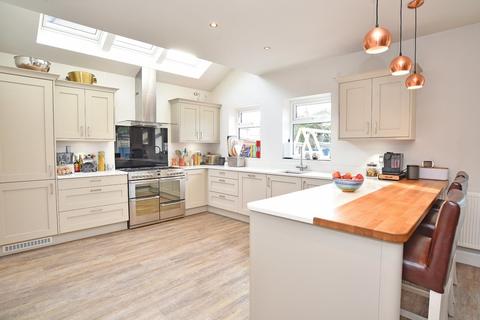 37 Arncliffe Road, Harrogate, HG2 8NH
