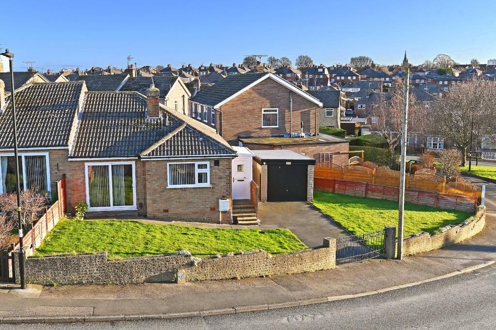 Knox Avenue, Harrogate 2 bed semidetached bungalow £239,950
