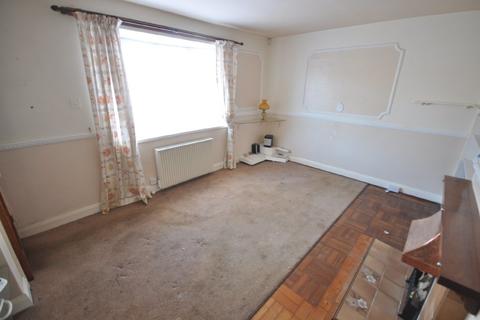 102 Highfield Crescent, Thorne, Doncaster, DN8 4DW