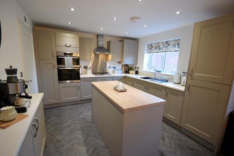 2 Clos Stratton, Coity, Bridgend, CF35 6GR