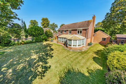 4 bedroom detached house for sale, The Vallance, Lynsted, Sittingbourne, Kent, ME9