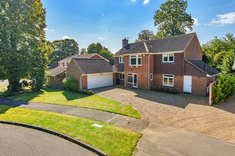 4 bedroom detached house for sale, The Vallance, Lynsted, Sittingbourne, Kent, ME9