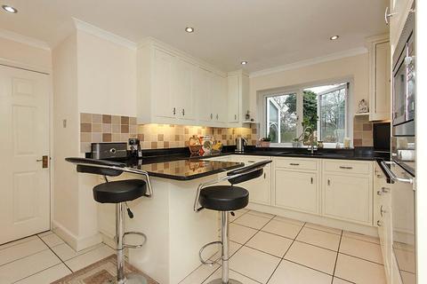 4 bedroom detached house for sale, The Vallance, Lynsted, Sittingbourne, Kent, ME9