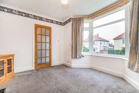 13 Coniston Road, Harrogate, HG1 4SL