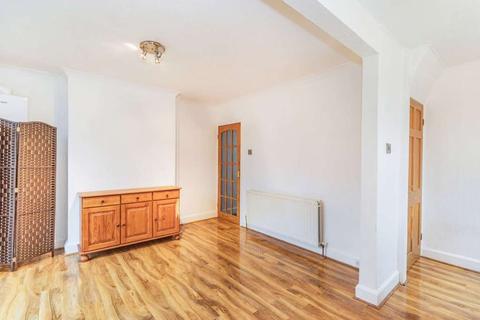 13 Coniston Road, Harrogate, HG1 4SL