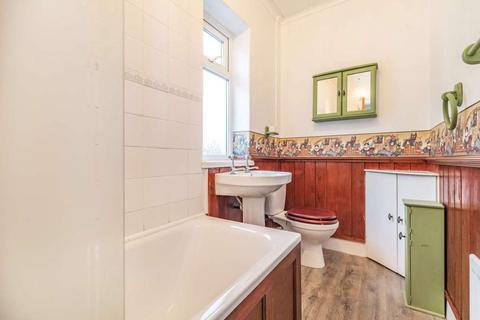 13 Coniston Road, Harrogate, HG1 4SL
