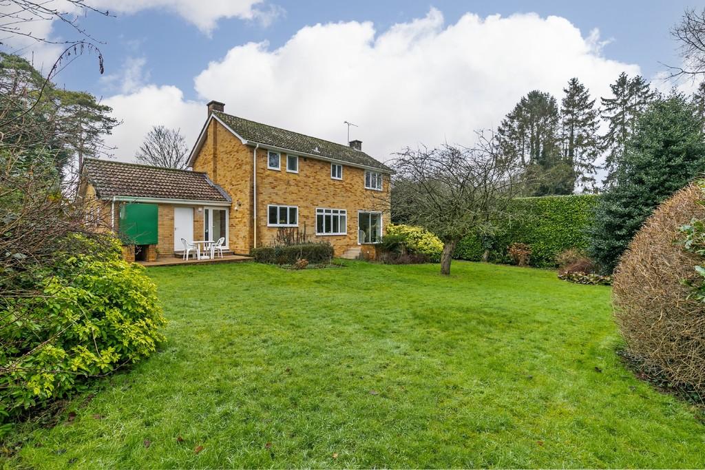 Lanham Lane, Winchester, SO22 4 bed detached house £1,500,000