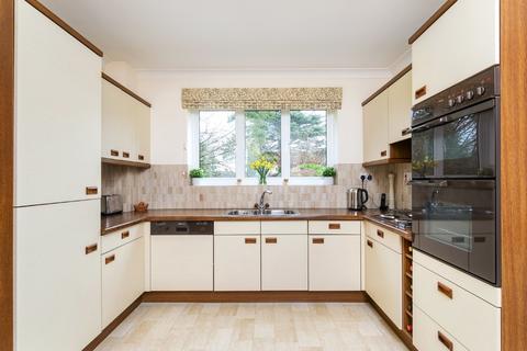 Foxcotte Lanham Lane, Winchester, SO22 5JS